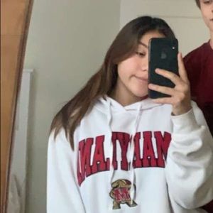 Meet your Posher, Lucy